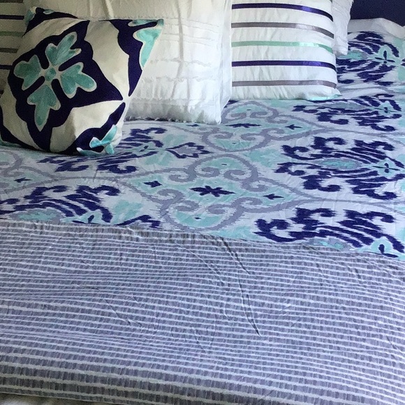 Anthology comforter - Picture 3 of 4